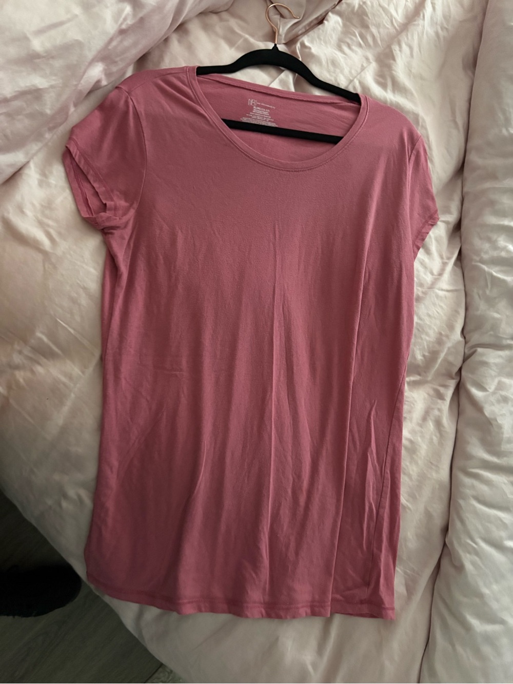 Classic Crewneck Women's Tee - Dusty Rose